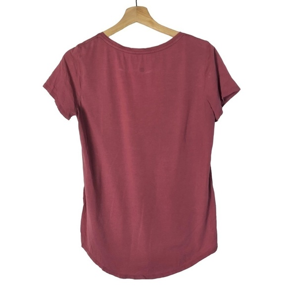 Lululemon Love Tee V Chianti Pink V-Neck Short Sleeve Athletic Top 6 - Picture 4 of 5